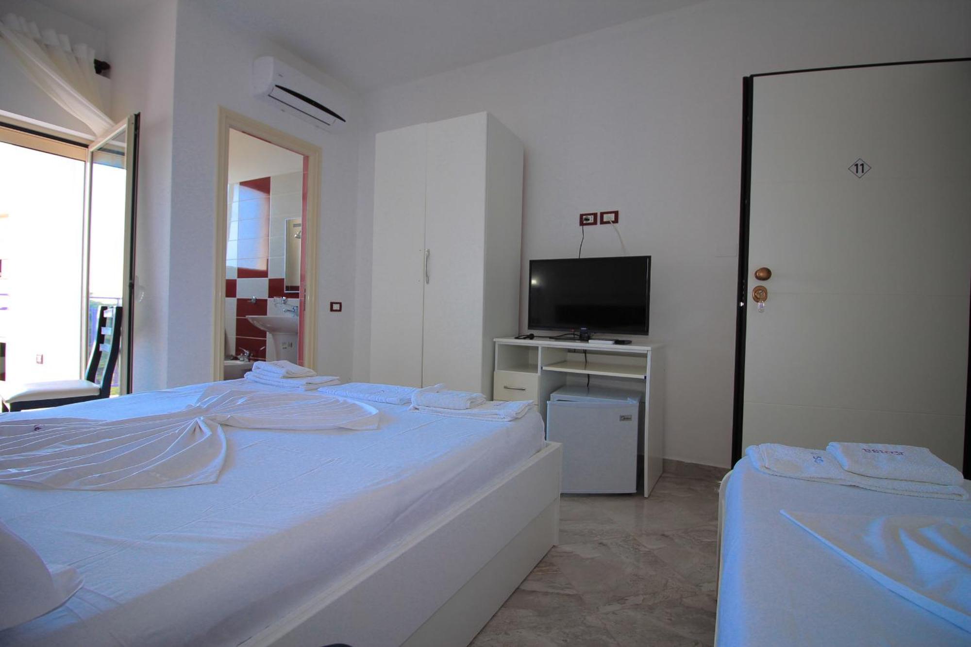Hotel Keisa Dhërmi Extérieur photo