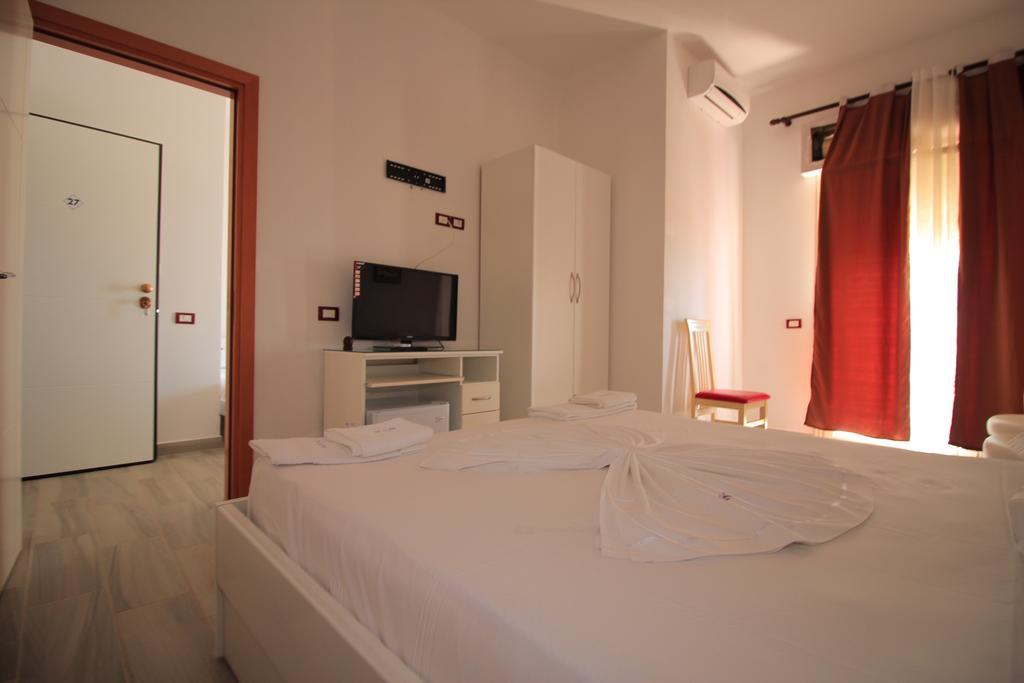 Hotel Keisa Dhërmi Extérieur photo