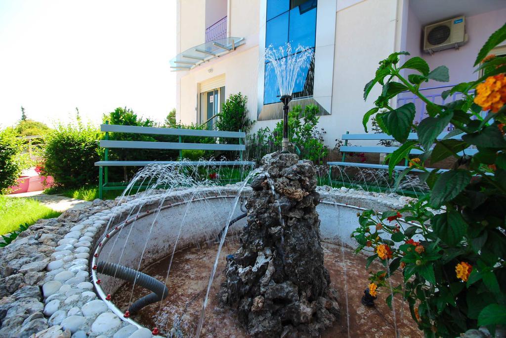 Hotel Keisa Dhërmi Extérieur photo